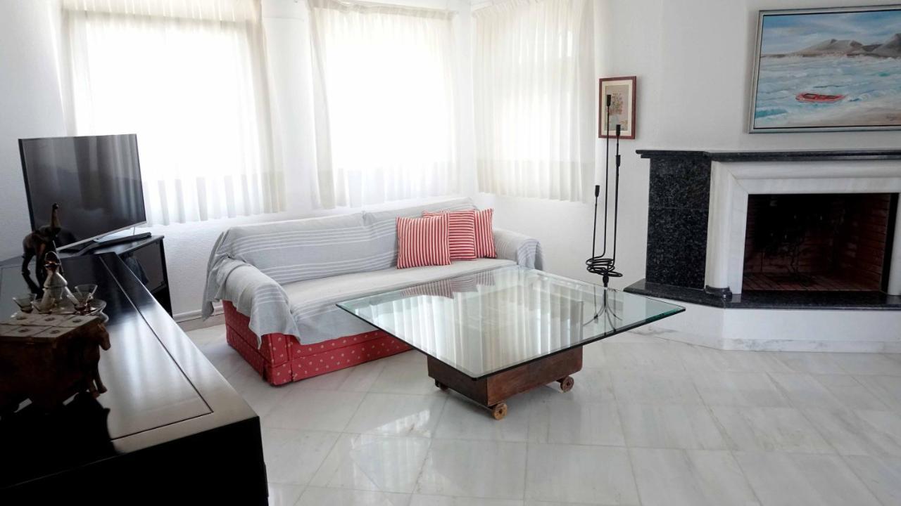 Villa Karras เนอาวรัสนา ภายนอก รูปภาพ